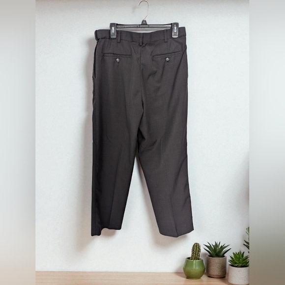 Croft & Barrow Men's Charcoal Dress Pants Size 34x30 (EUC) - Picture 6 of 13